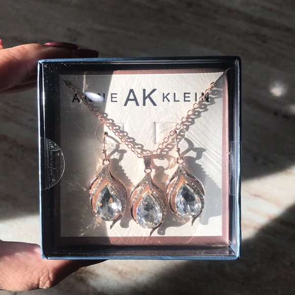 Anne AK Klein - Jewelry Set - NEW - Picture 4 of 8